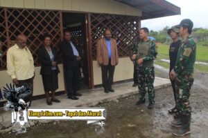 Satgas Yonif 503/Mayangkara melaksanakan Komunikasi Sosial Kepada Tokoh Agama di Gereja Kingmi Kenyam