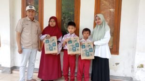 Alfamart Jember Dukung HPN 2026, Kolaborasi dengan DPC GWI Jember Salurkan 30 Paket untuk Anak Yatim